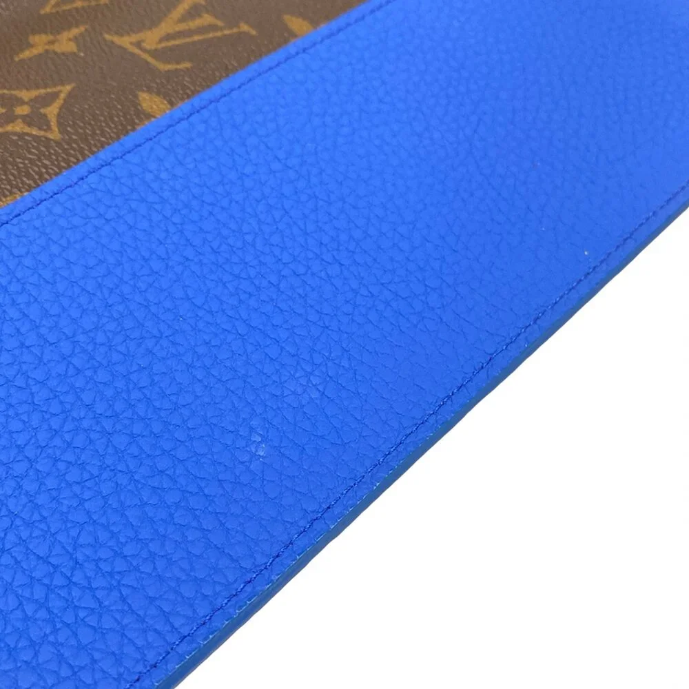 Louis Vuitton Notebook Cover MM Emily Taurillon Monogram Agenda GI1089